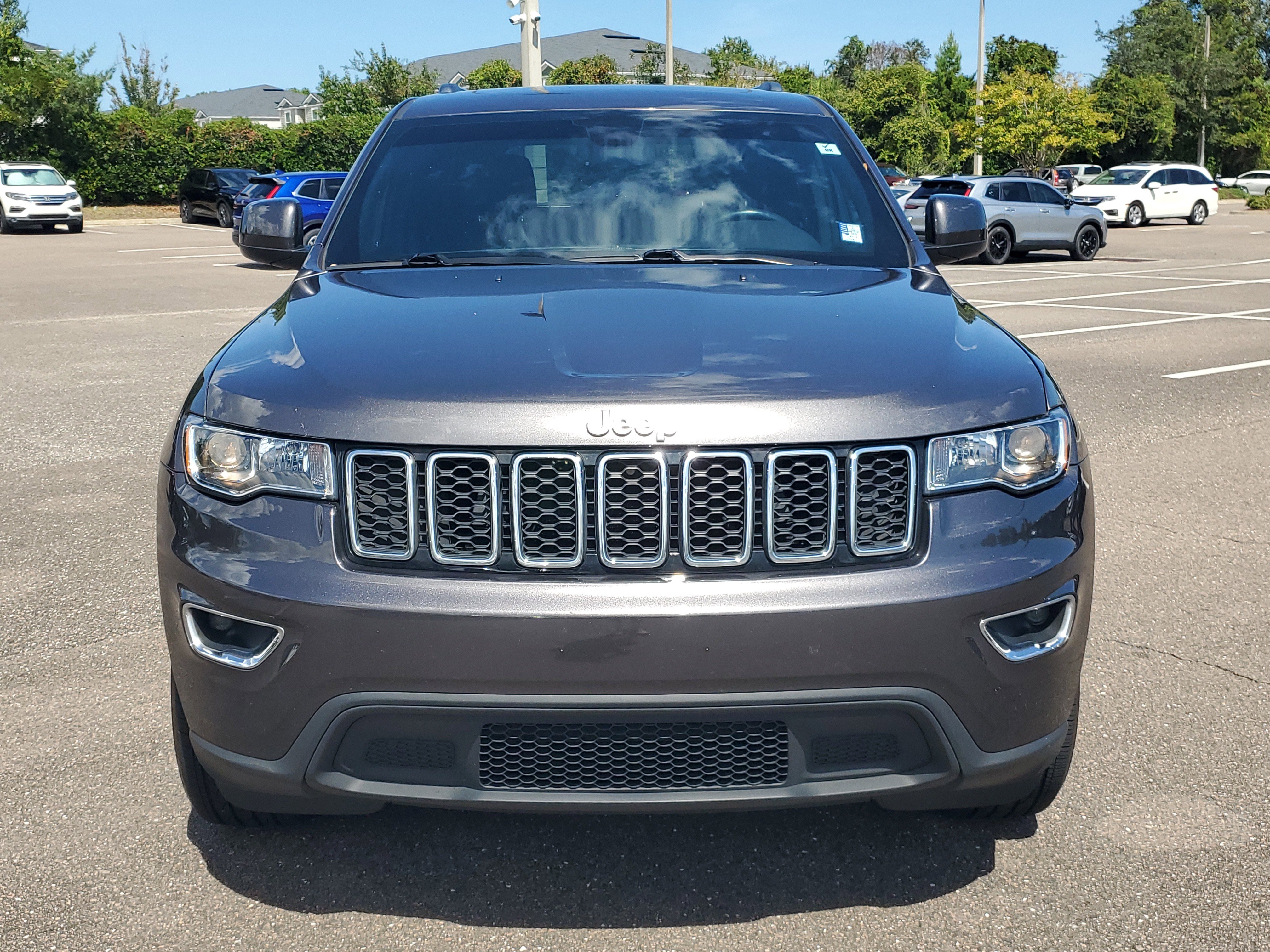 Used 2020 Jeep Grand Cherokee Laredo w/ Laredo X Package image 17