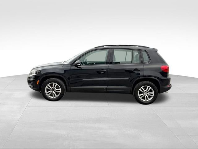 Used 2016 Volkswagen Tiguan S image 8