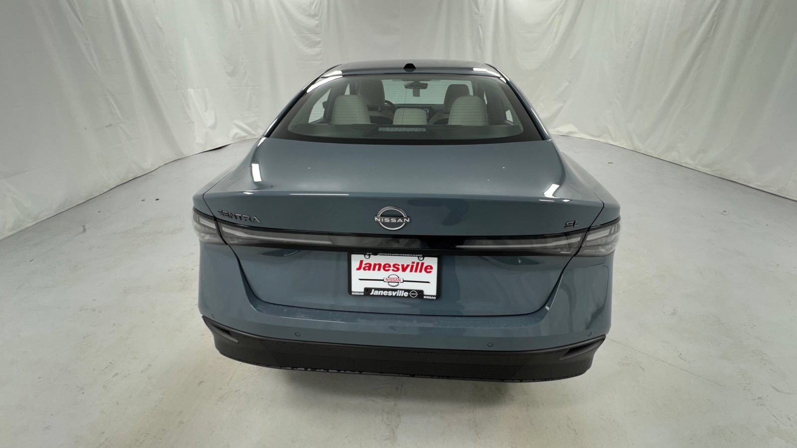 New 2026 Nissan Sentra SL w/ Floor Mat Package FWD image 4