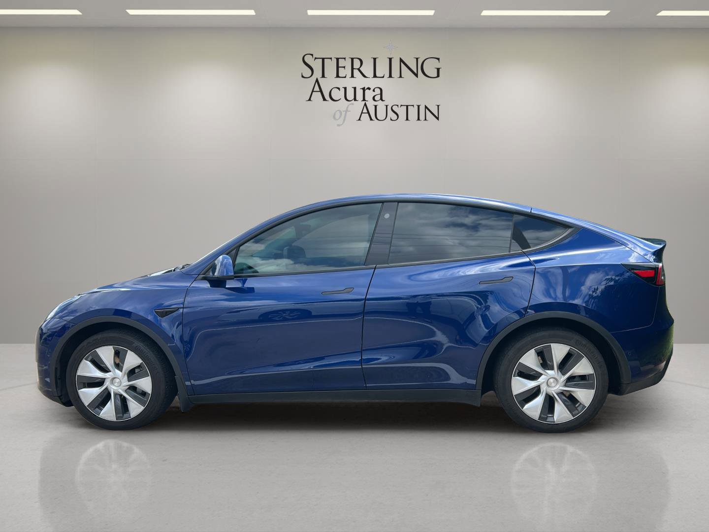 Used 2021 Tesla Model Y Long Range image 9
