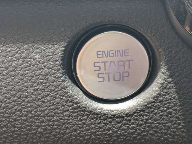 Certified 2026 Kia Carnival SX w/ SX Dark Edition Package FWD image 33