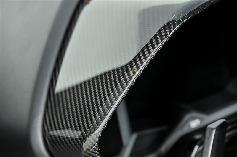 Used 2019 Lamborghini Aventador SVJ AWD/4WD image 25