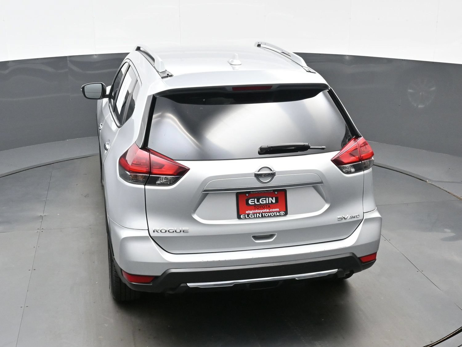 Used 2018 Nissan Rogue SV AWD/4WD image 40