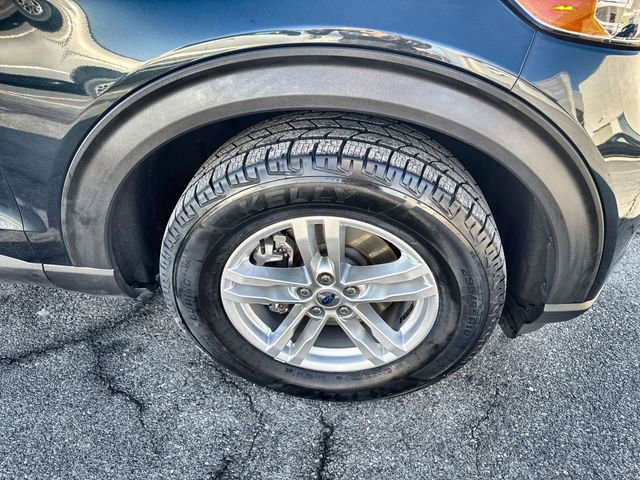 Used 2023 Ford Explorer XLT image 10