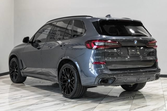 Used 2022 BMW X5 xDrive40i w/ M Sport Package AWD/4WD image 14
