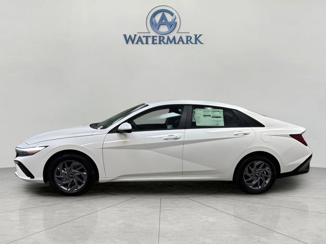 New 2026 Hyundai Elantra Blue image 2