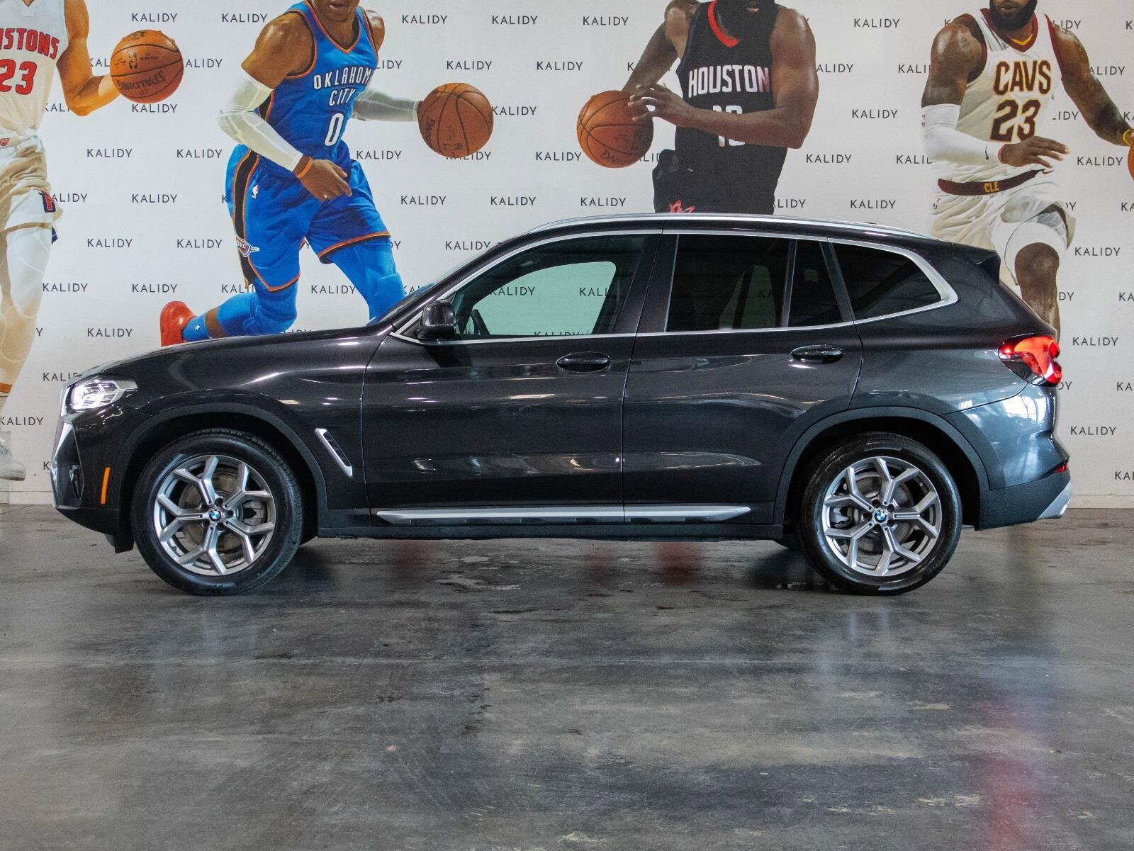 Used 2023 BMW X3 xDrive30i w/ Convenience Package image 18