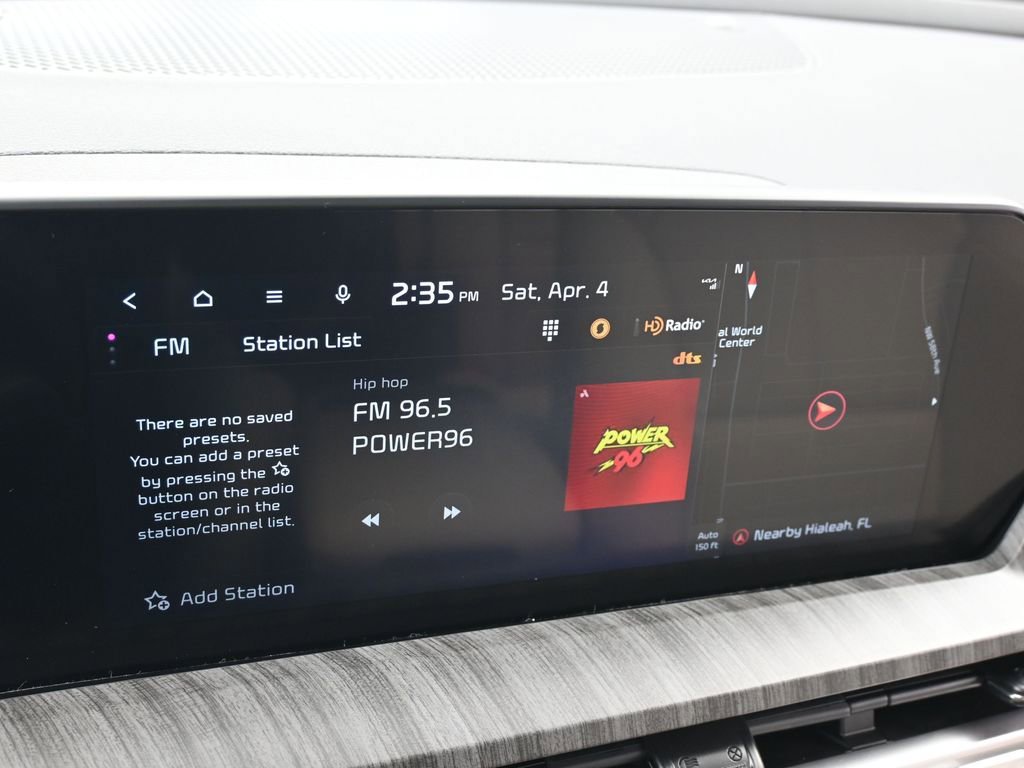 Used 2025 Kia Telluride EX w/ EX Captain's Chair Package image 19