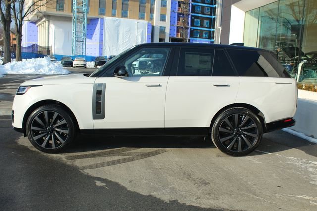 New 2026 Land Rover Range Rover SV image 6