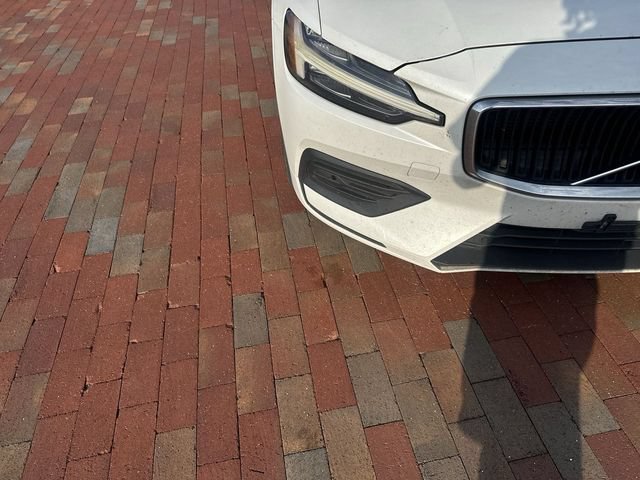 Used 2020 Volvo S60 T6 Momentum AWD/4WD image 21