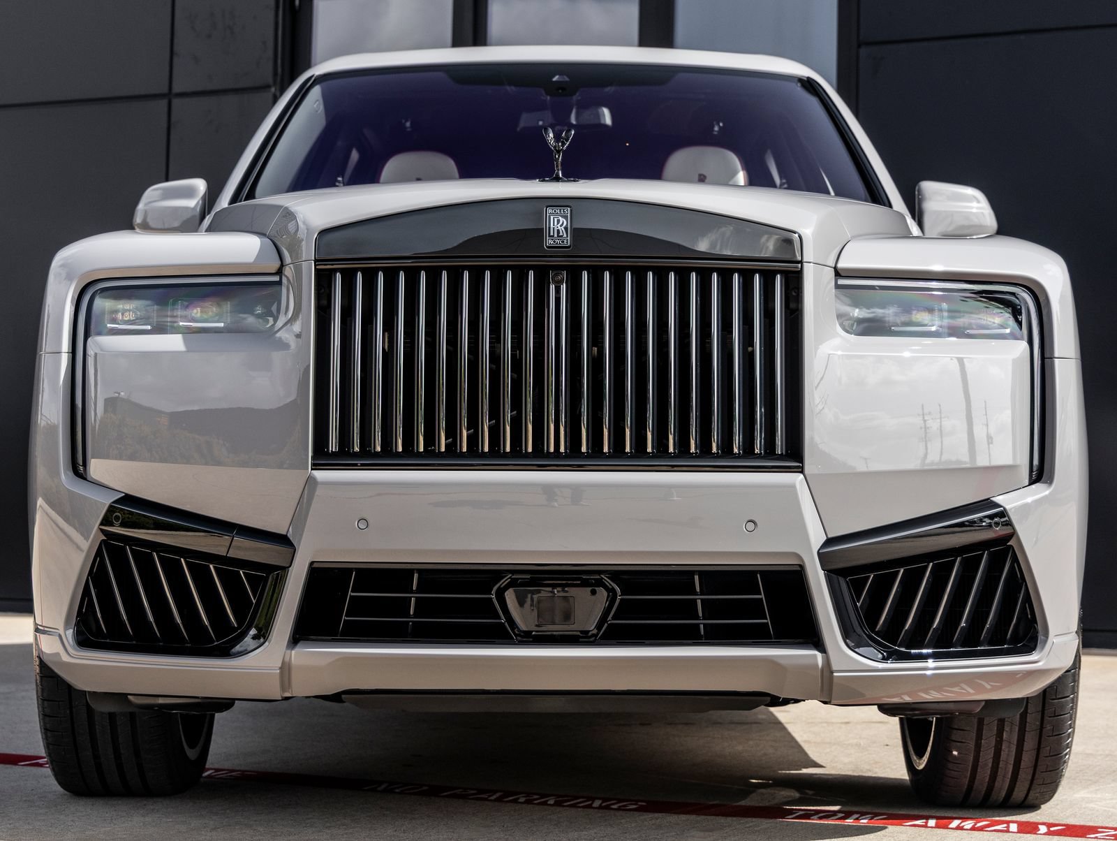 New 2027 Rolls-Royce Cullinan Black Badge AWD/4WD image 7