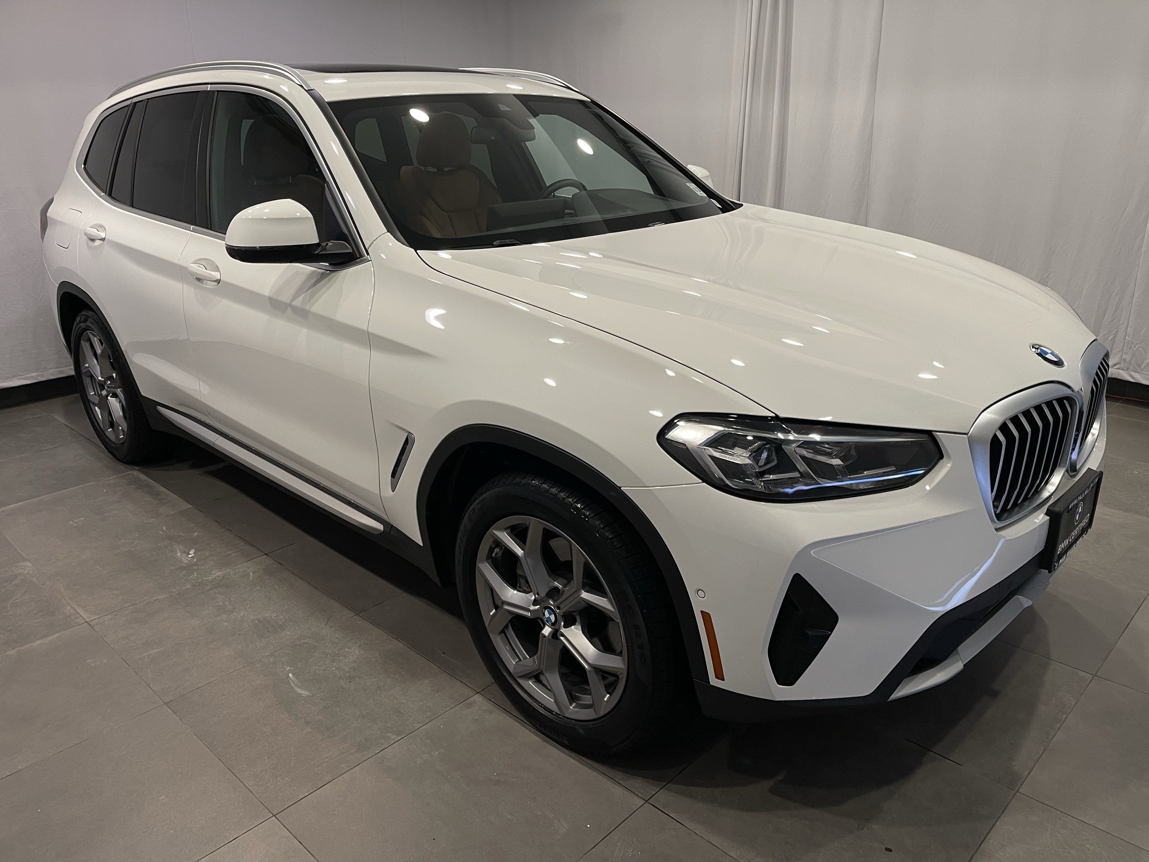 Certified 2023 BMW X3 xDrive30i w/ Premium Package AWD/4WD image 3