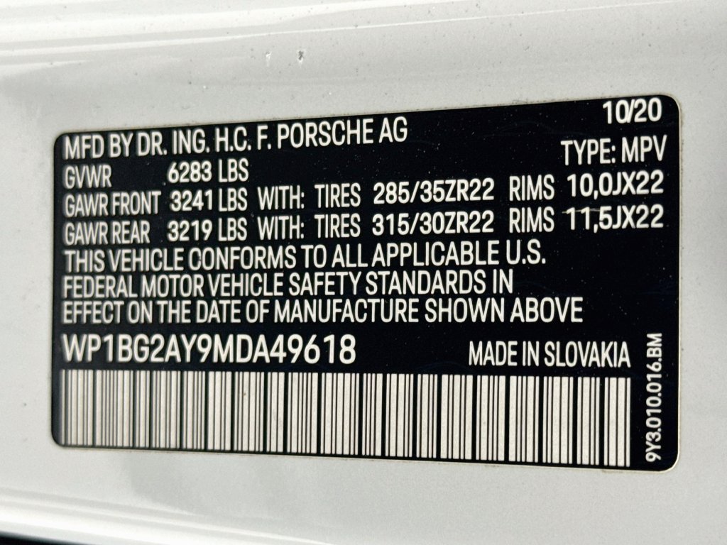 Used 2021 Porsche Cayenne GTS AWD/4WD image 34