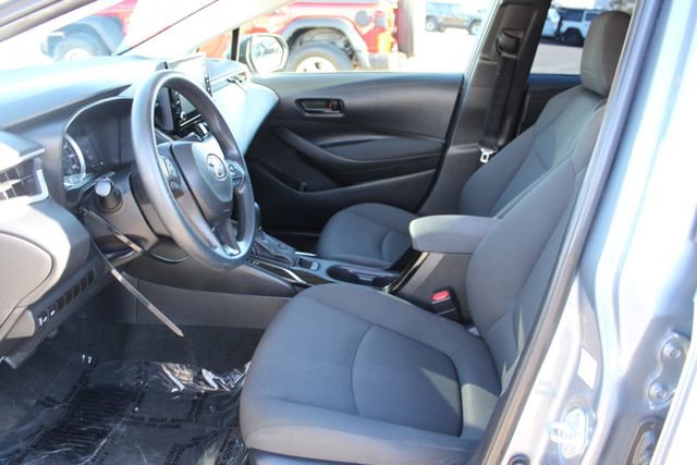 Used 2022 Toyota Corolla LE image 29