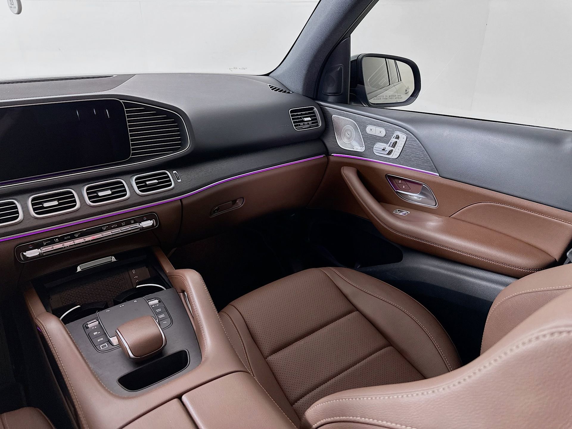 Used 2025 Mercedes-Benz GLE 450e 4MATIC image 26