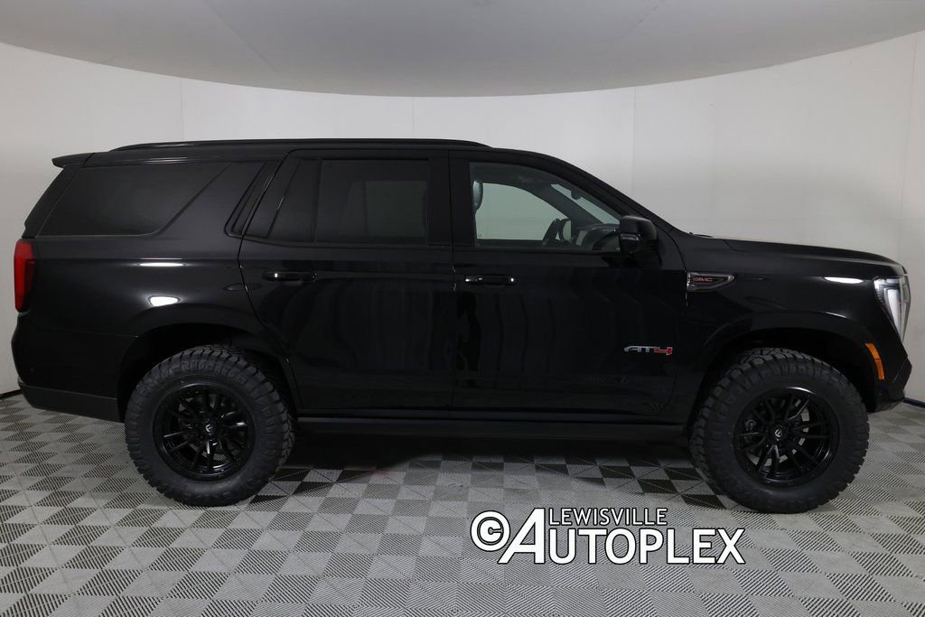 Used 2025 GMC Yukon AT4 Ultimate w/ LPO, Illumination Package image 4