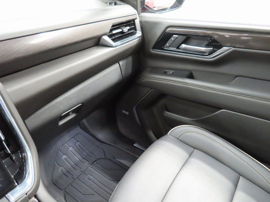 Used 2025 GMC Yukon Elevation w/ LPO, Floor Liner Package image 24