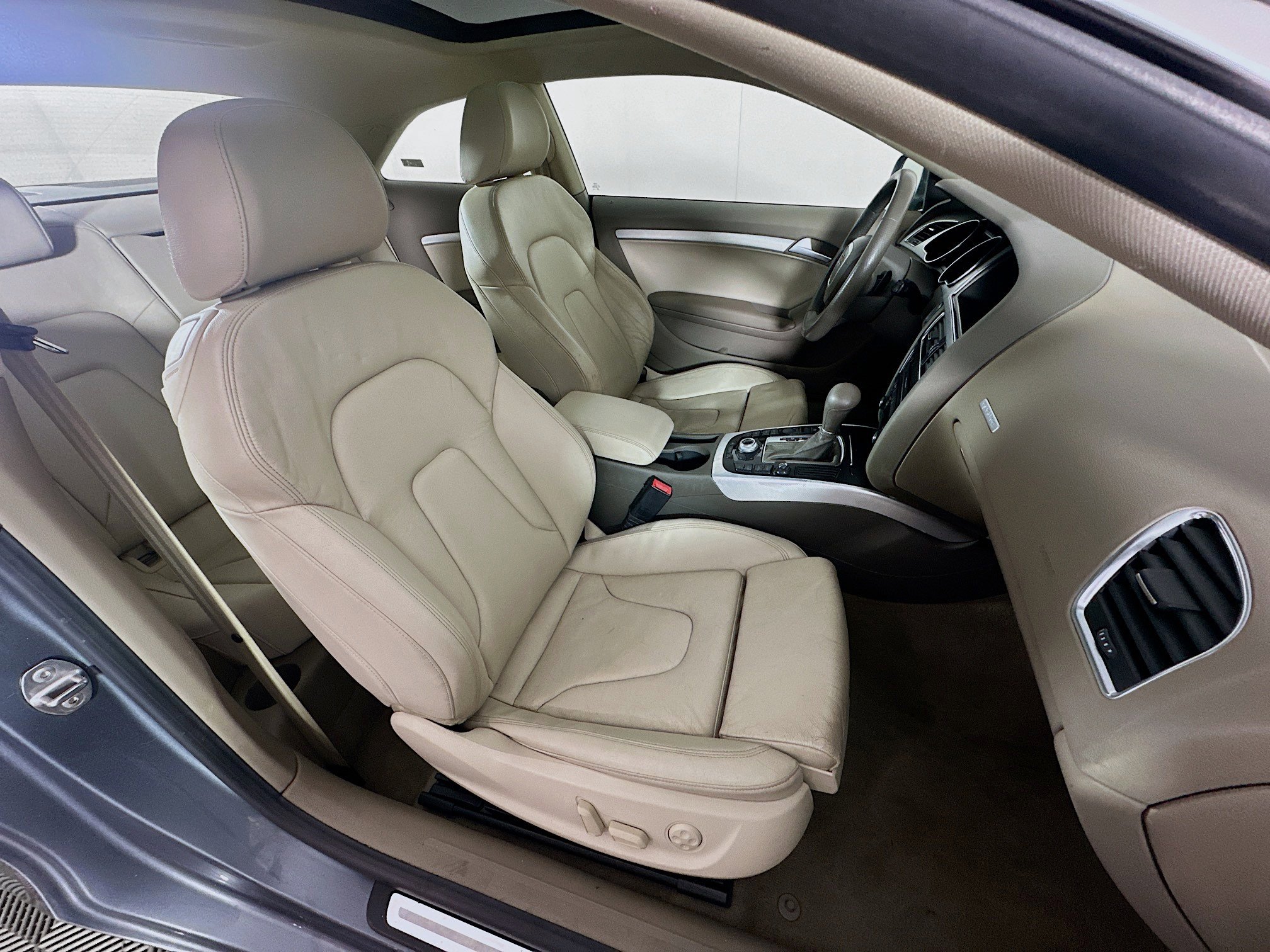 Used 2012 Audi A5 2.0T Premium Plus w/ Premium Plus Pkg image 26