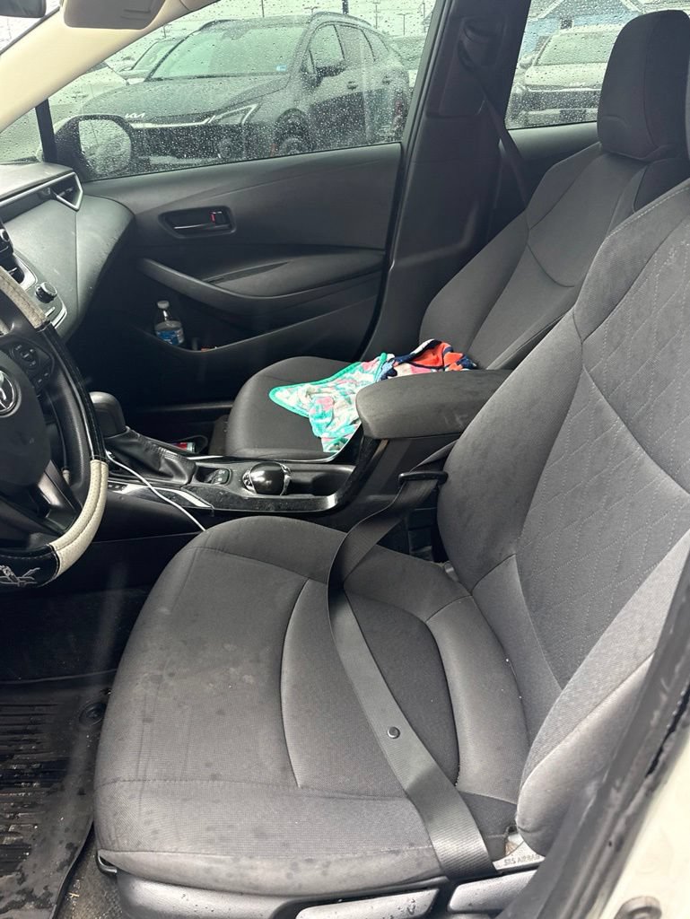 Used 2022 Toyota Corolla LE FWD image 9