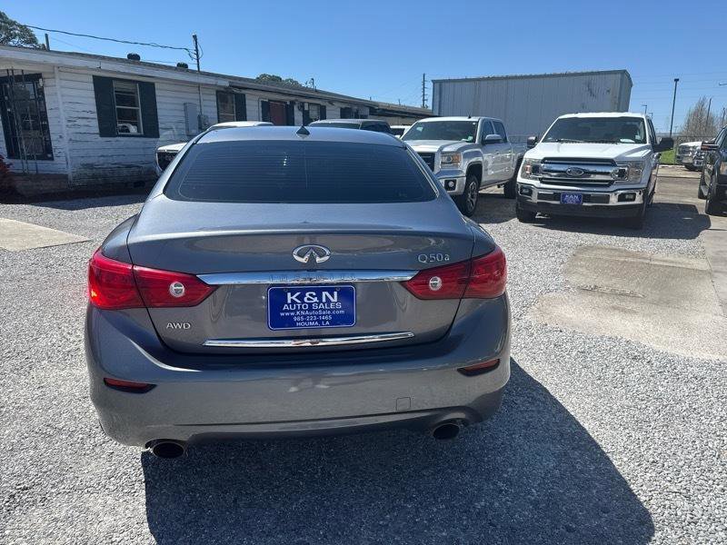 Used 2015 INFINITI Q50 2.0t w/ Moonroof Package AWD/4WD image 3