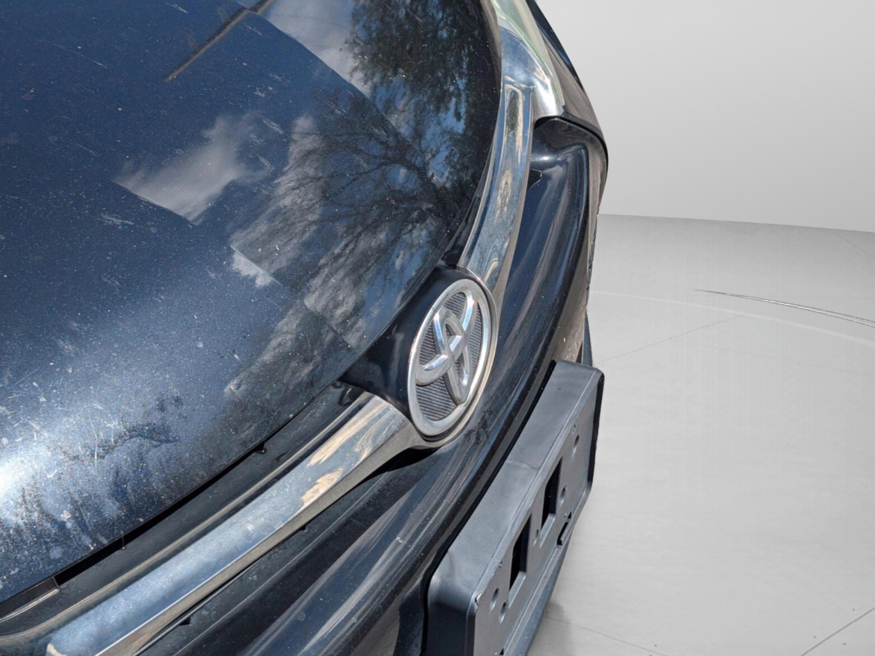 Used 2015 Toyota Camry SE image 10