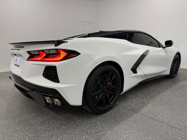 Used 2023 Chevrolet Corvette Stingray w/ Z51 Performance Package image 13