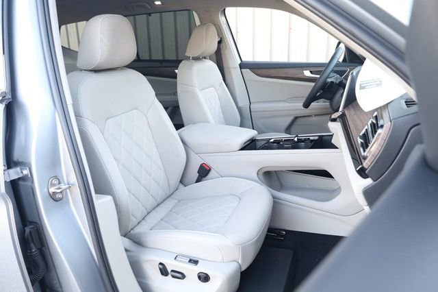 New 2026 Volkswagen Atlas SEL Premium R-Line image 32