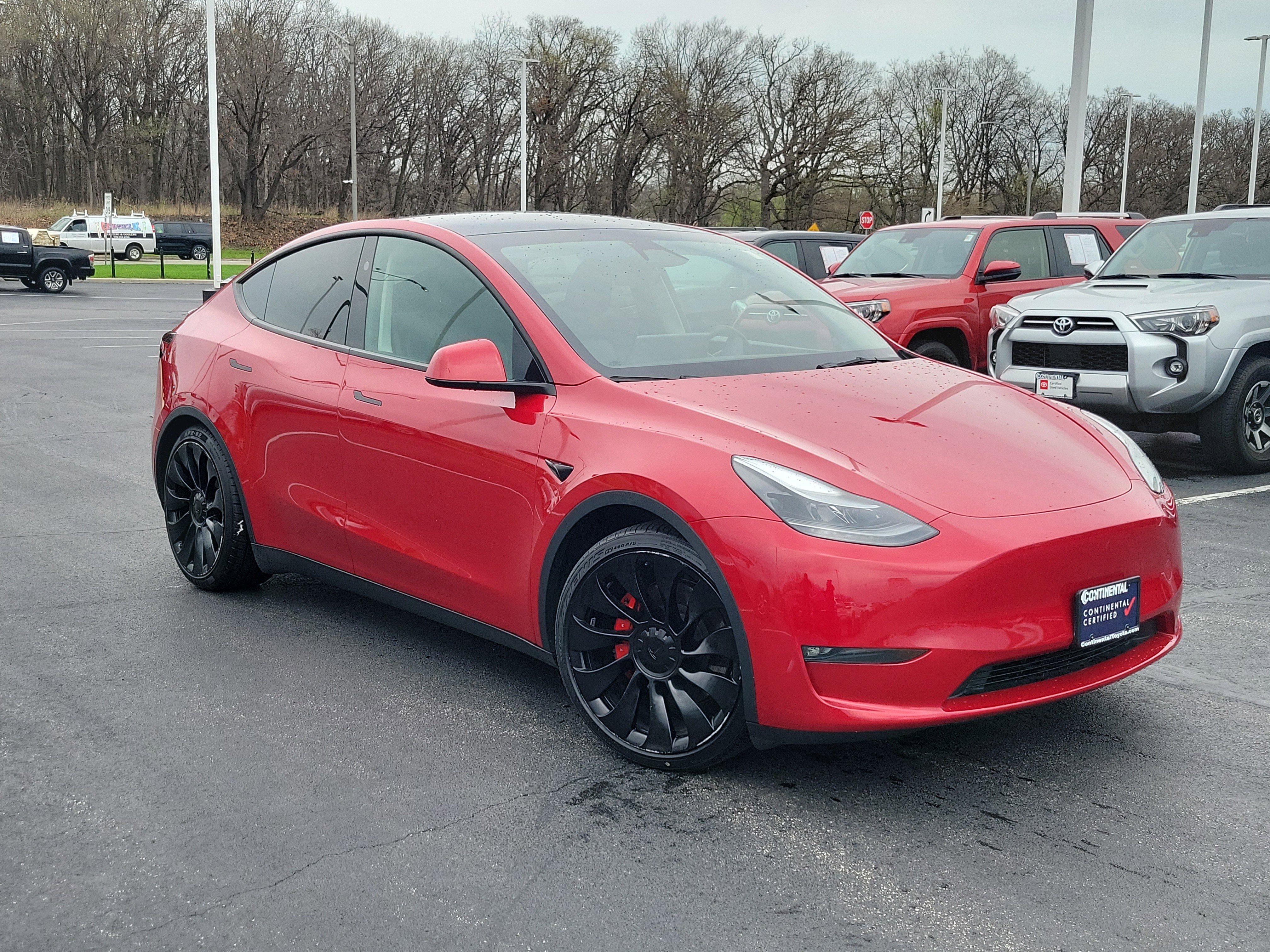 Used 2023 Tesla Model Y Performance image 32