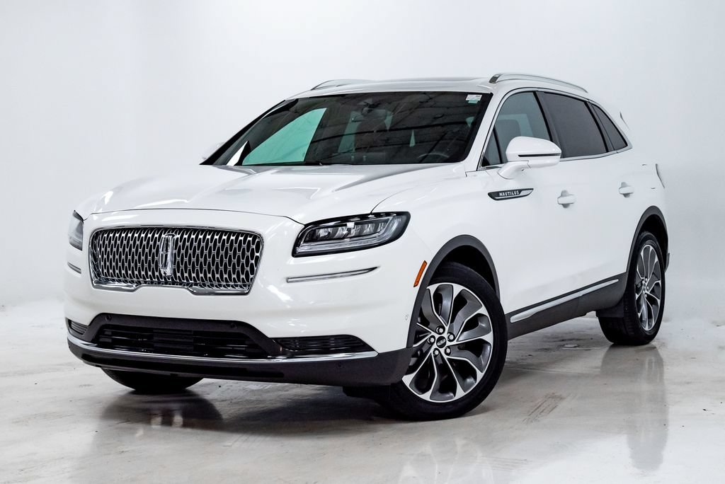 Used 2023 Lincoln Nautilus Reserve w/ Equipment Group 201A AWD/4WD image 1