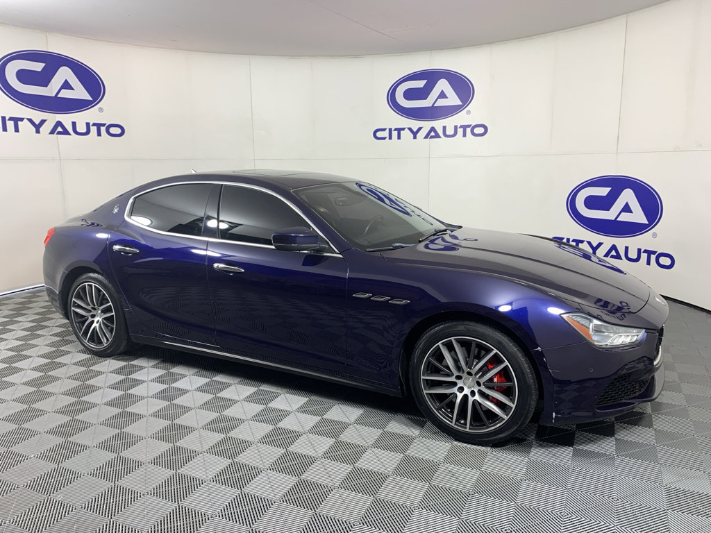 Used 2017 Maserati Ghibli S image 1