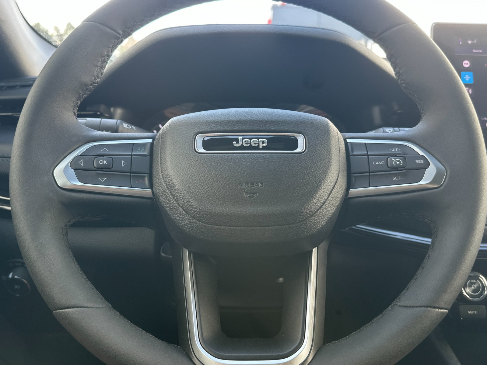 Certified 2026 Jeep Compass Latitude AWD/4WD image 23