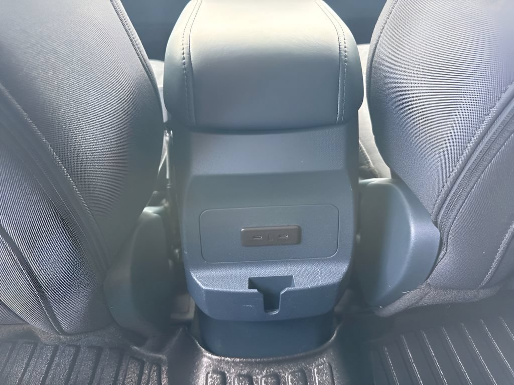 Used 2025 Ford Maverick XL FWD image 11