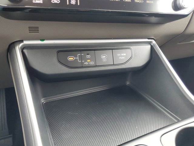 New 2026 Kia Carnival LXS image 26