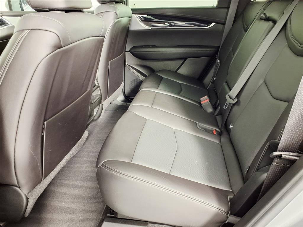 Certified 2025 Cadillac XT5 Premium Luxury image 4