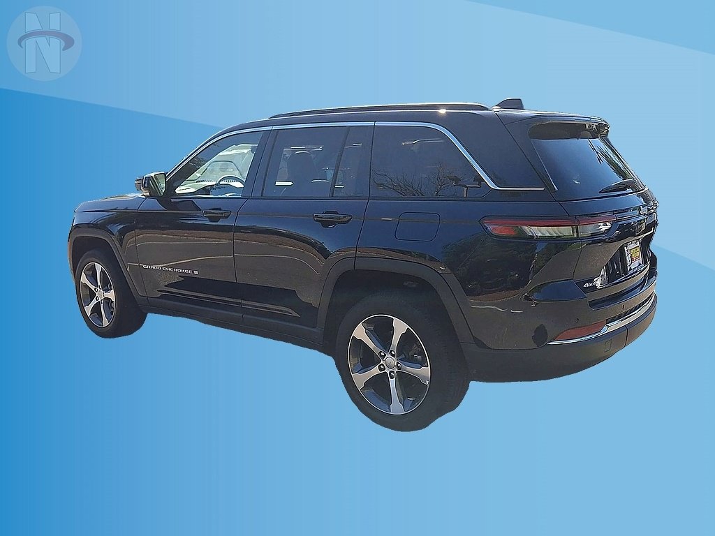 Used 2024 Jeep Grand Cherokee Limited w/ Luxury Tech Group II AWD/4WD image 6
