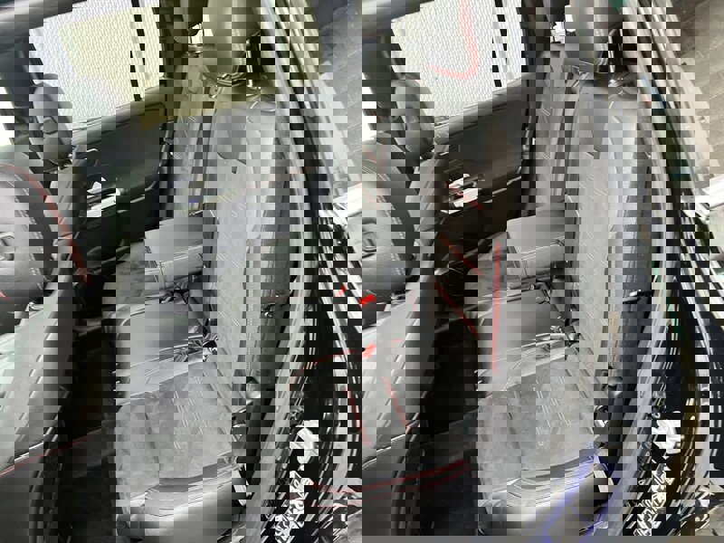 Used 2020 Mercedes-Benz GLB 250 4MATIC w/ AMG Line image 22