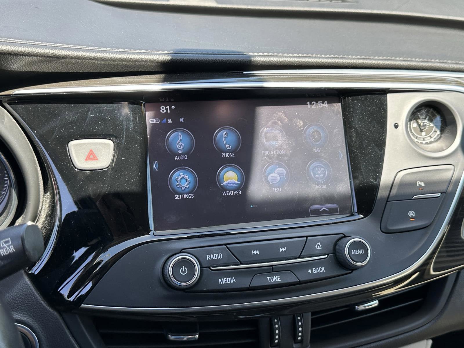 Used 2020 Buick Envision Essence w/ Experience Buick Package FWD image 26