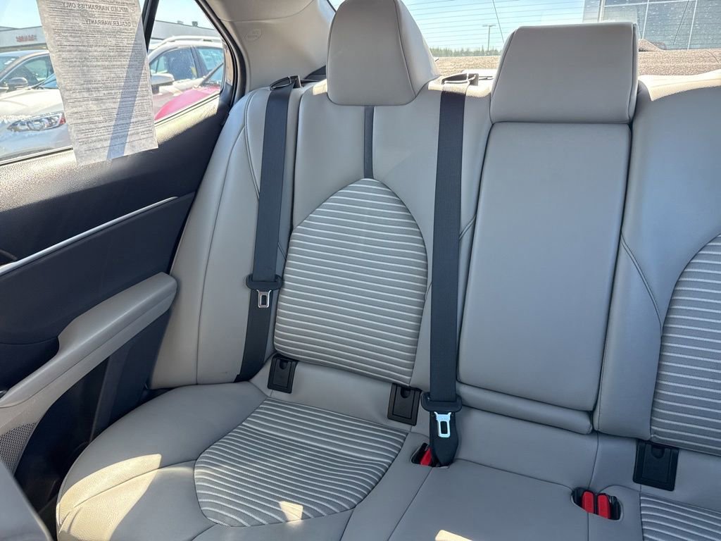 Used 2024 Toyota Camry SE AWD/4WD image 14