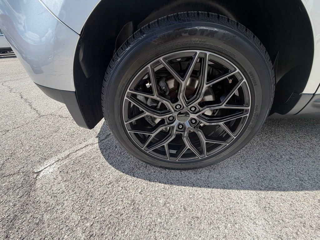 Used 2015 Lincoln MKX FWD w/ Equipment Group 102A image 11