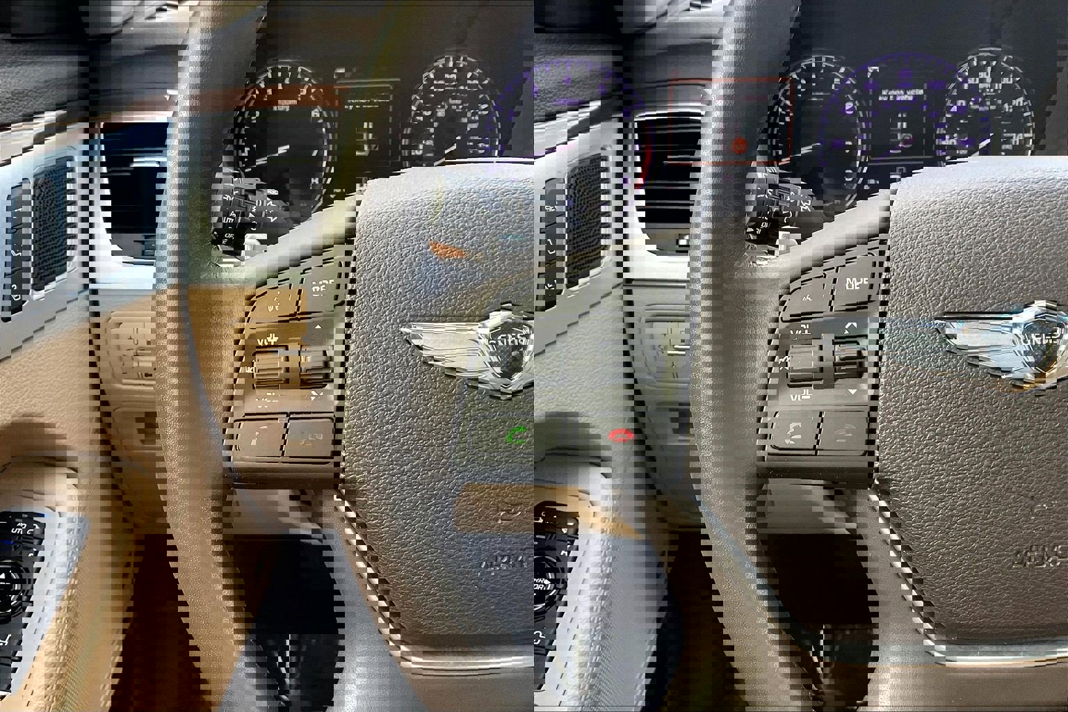 Used 2017 Genesis G80 3.8 w/ Option Group 02 image 12