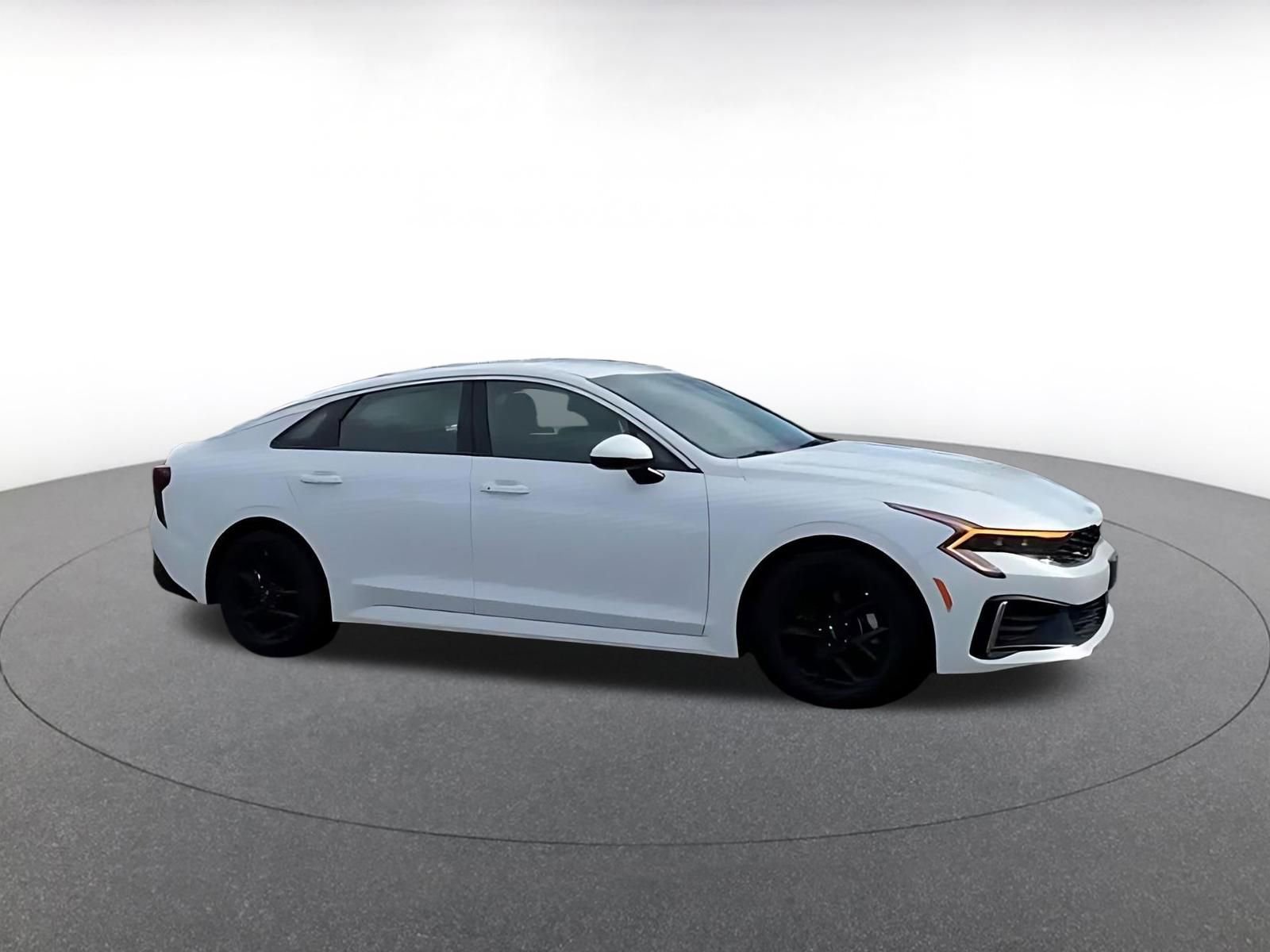 Used 2025 Kia K5 LXS video 2