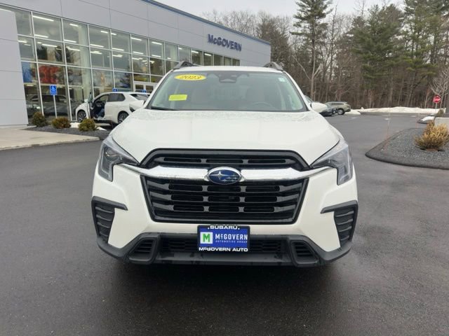 Used 2023 Subaru Ascent Premium w/ Convenience Package image 2