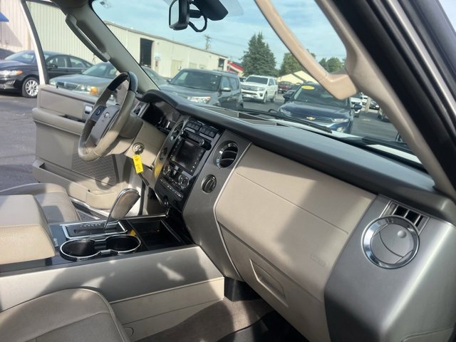 Used 2012 Ford Expedition Limited image 36