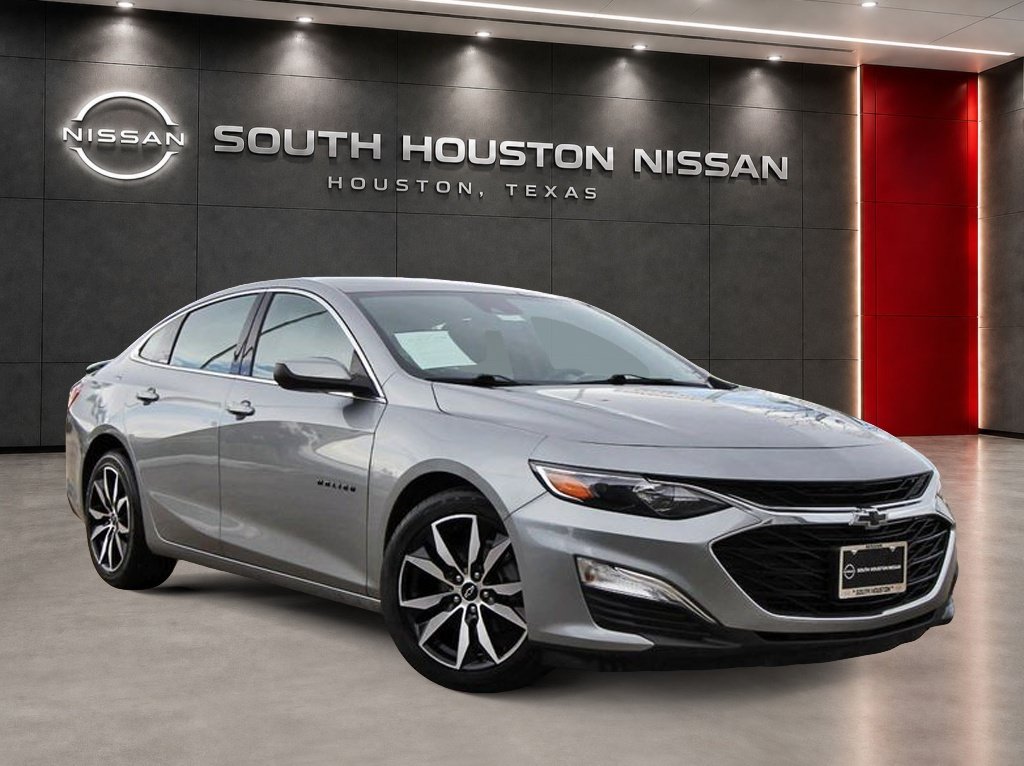 Used 2024 Chevrolet Malibu RS FWD image 1