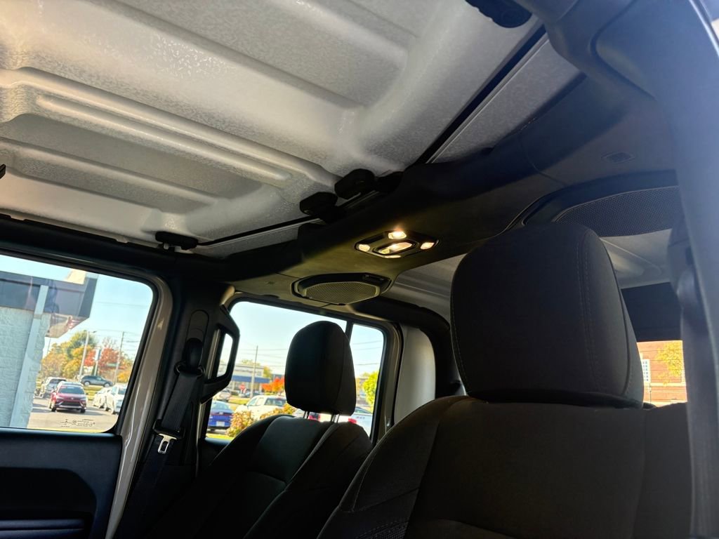 Used 2020 Jeep Gladiator Sport w/ Quick Order Package 24S image 19