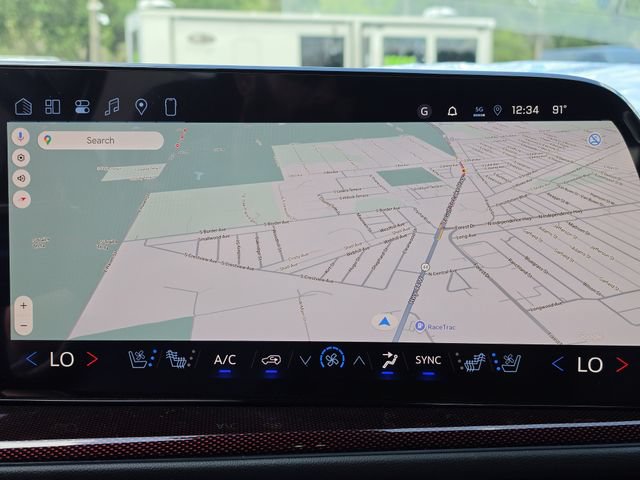 New 2026 Chevrolet Traverse RS w/ LPO, Floor Liner Package FWD image 28