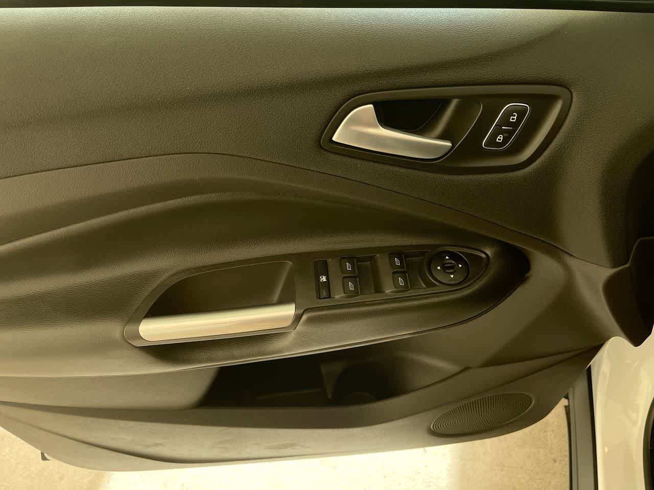 Used 2018 Ford Escape SE AWD/4WD image 13