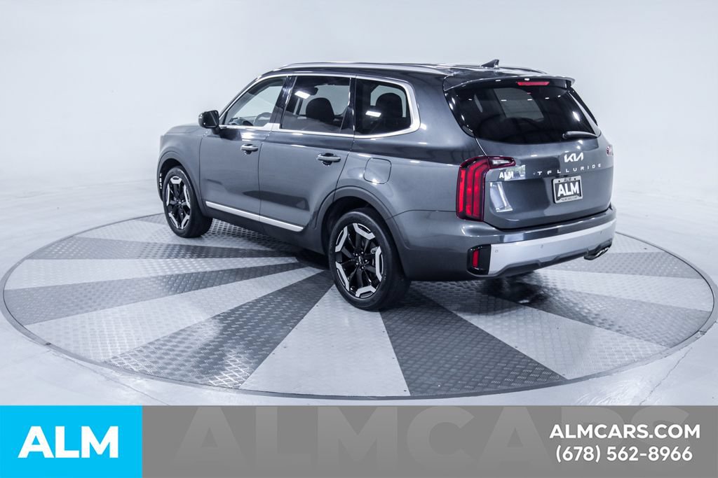 Used 2023 Kia Telluride S w/ S Sunroof Package FWD image 7