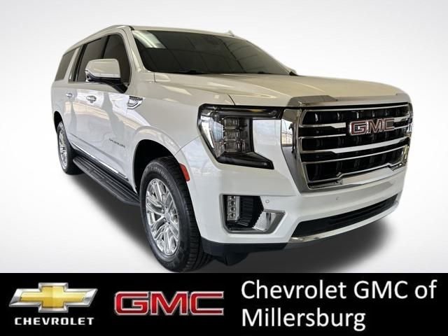 Used 2022 GMC Yukon XL SLT w/ SLT Premium Package image 1