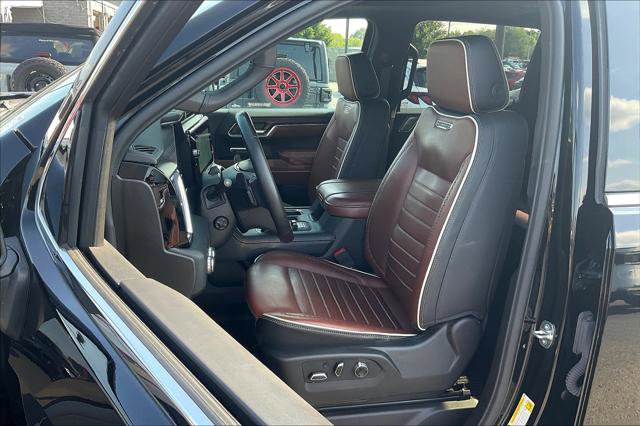 Used 2024 GMC Sierra 1500 Denali Ultimate image 19